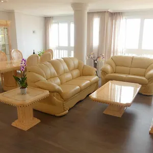 duplex-la-carihuela-1-linea-de-playa-apartamento-costa-del-sol.hotelsinnerja.org/